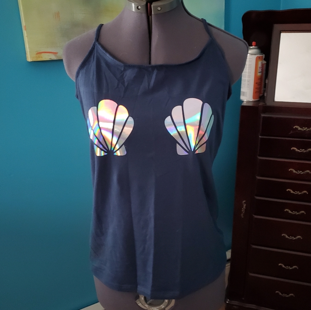 Tee shirts/tank tops clothes